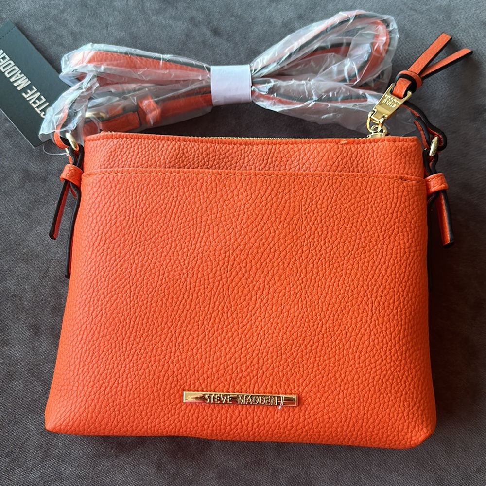 Brand New Orange Steve Madden Crossbody Purse - Picture 3 of 7